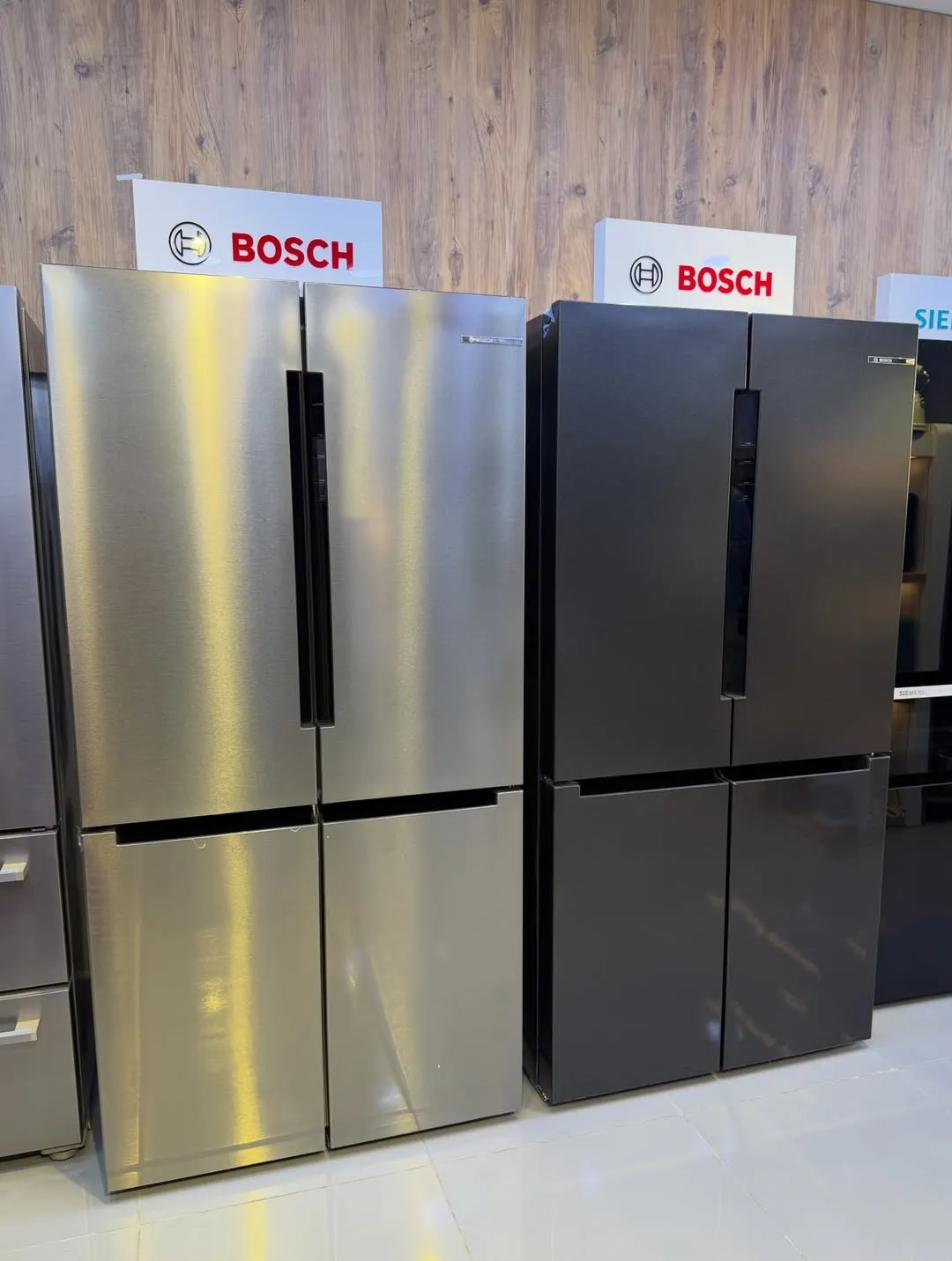 Bosch B36CD50SNS Stainless-Steel French-Door Refrigerator