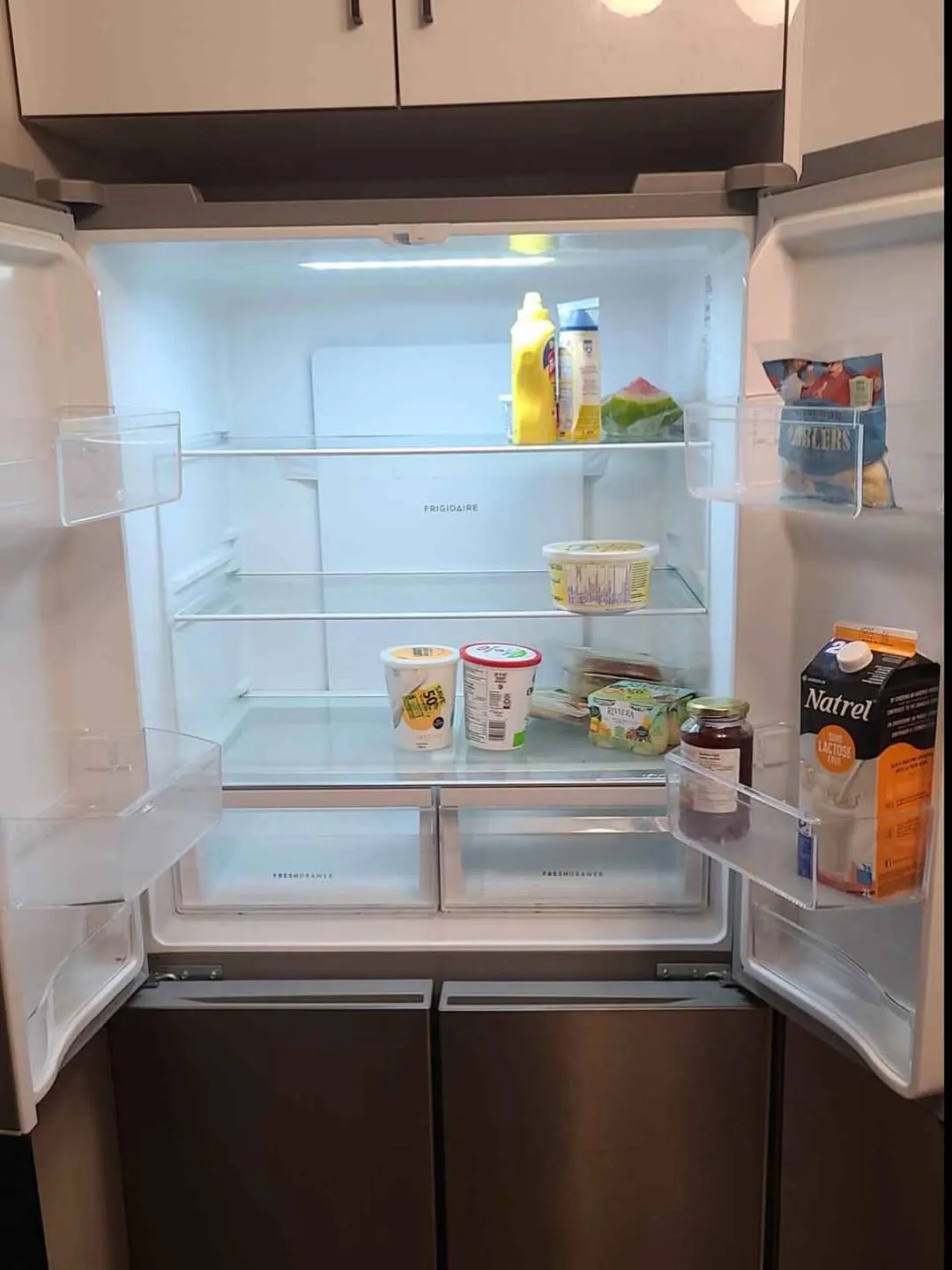 LG LRFDC2406S French Door Refrigerator